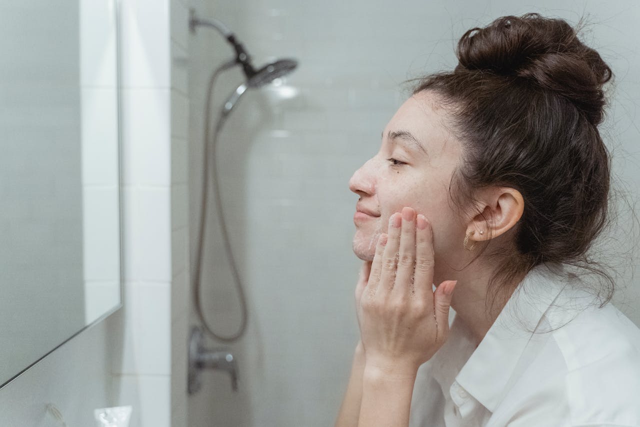 How to Shrink Pores: 10 Natural and Effective Ways